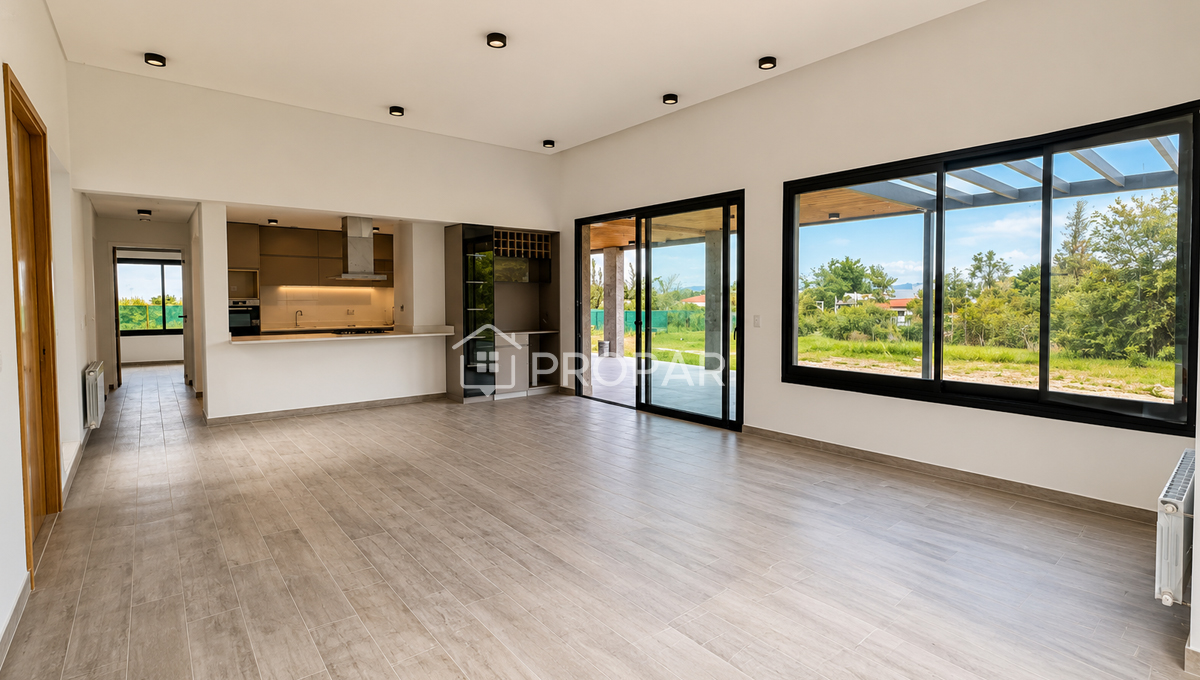 propar-inmobiliaria-casa-en-venta-san-lorenzo-chico-815-02